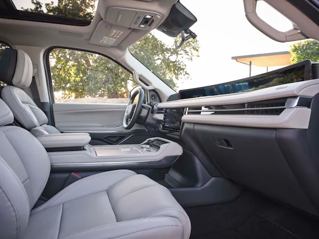 Lincoln MKS – photo 8