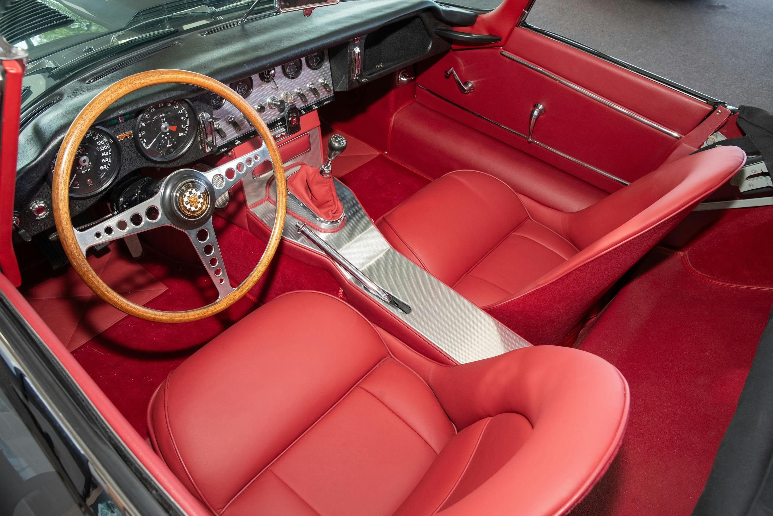 1961 E-Type Nikolas interior seats