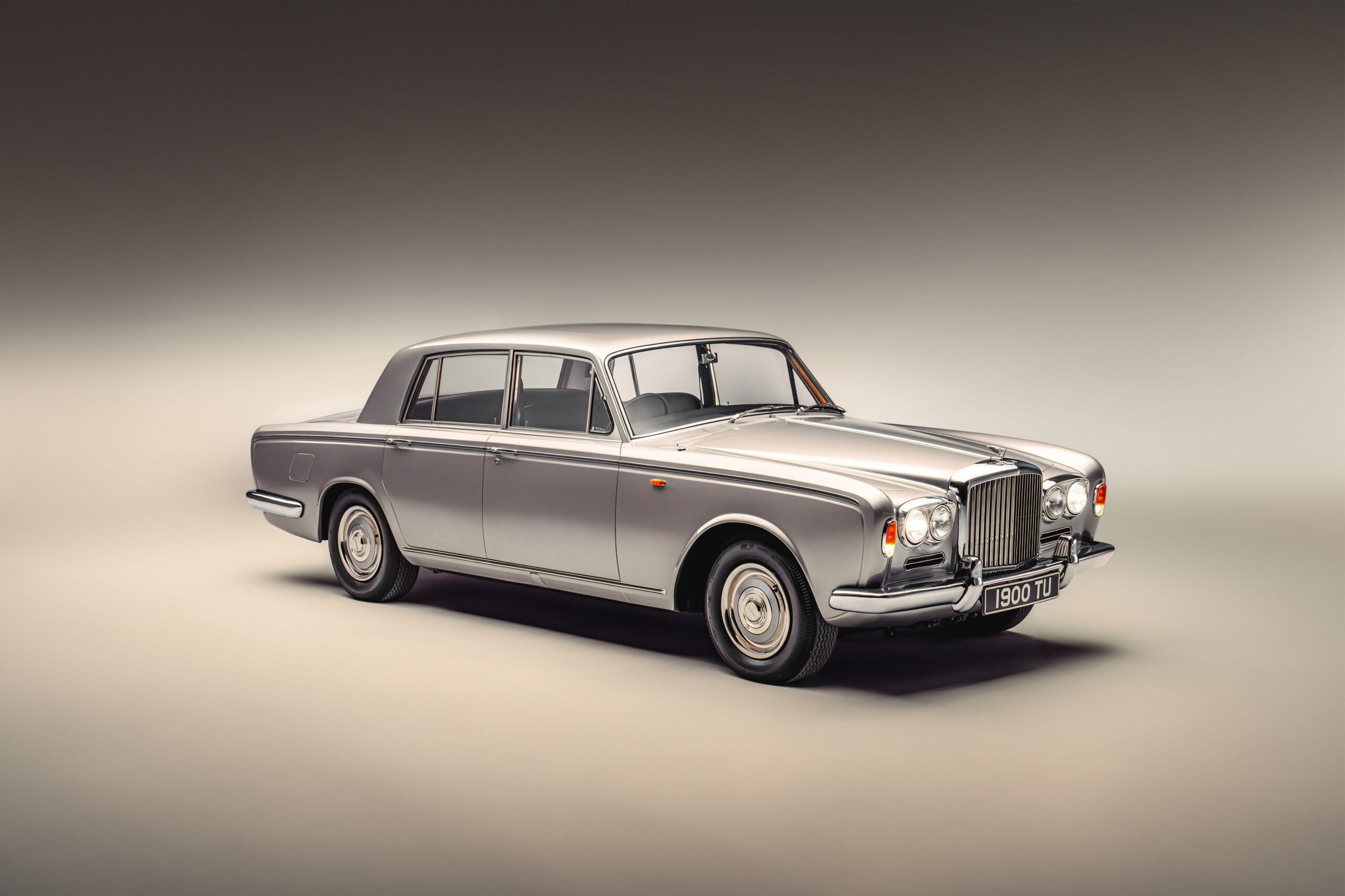 1/64 Rolls-Royce Bentley 4台　2500/一台　本日限り TSeries-3-scaled.jpg?auto=