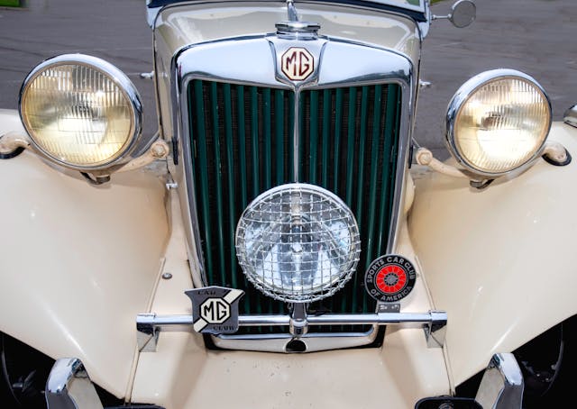 1951 MG TD front end