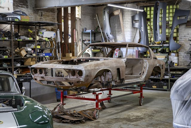 Ragtops & Roadsters jensen interceptor