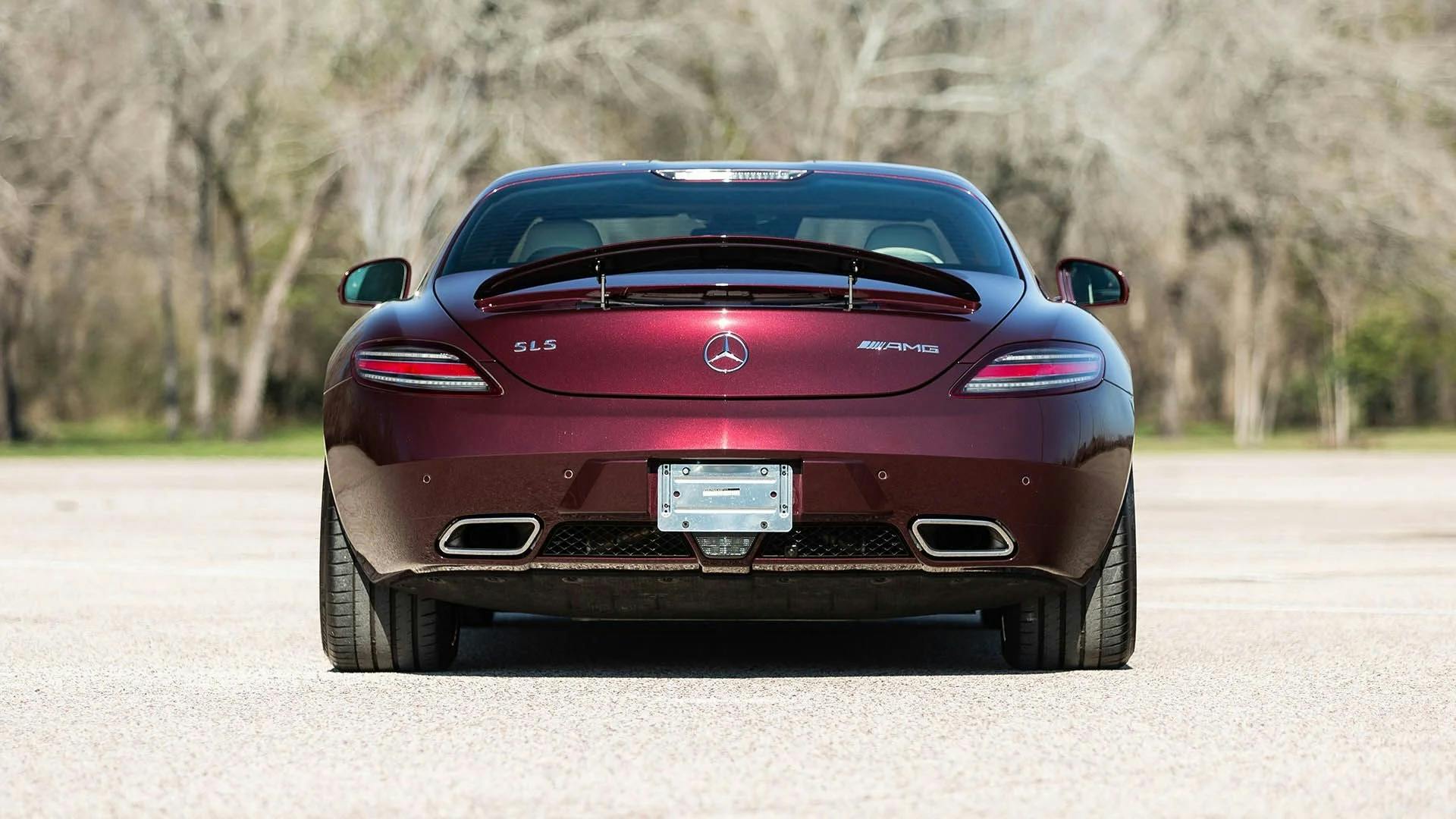 2012-mercedes-benz-sls-amg-coupe rear