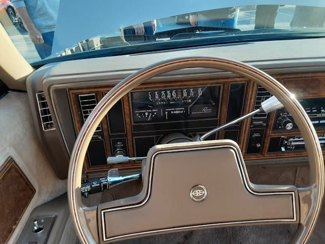 1985 Buick Riviera steering wheel