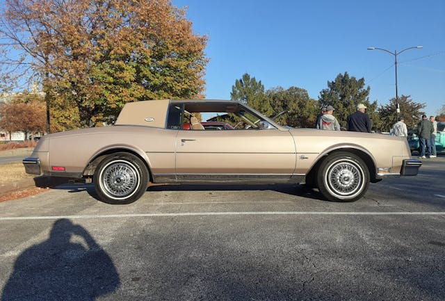 1985 Buick Riviera side