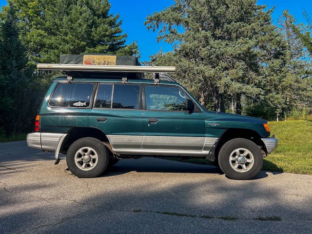 Montero tire upsizing Yokohama Geolandars exterior side profile