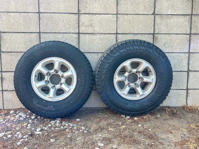 Montero tire upsizing Yokohama Geolandars vs. Kumho RoadVentures