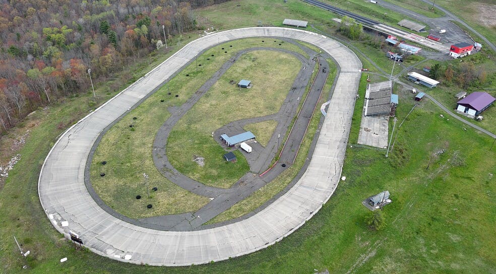 Skyview Raceway Park oval