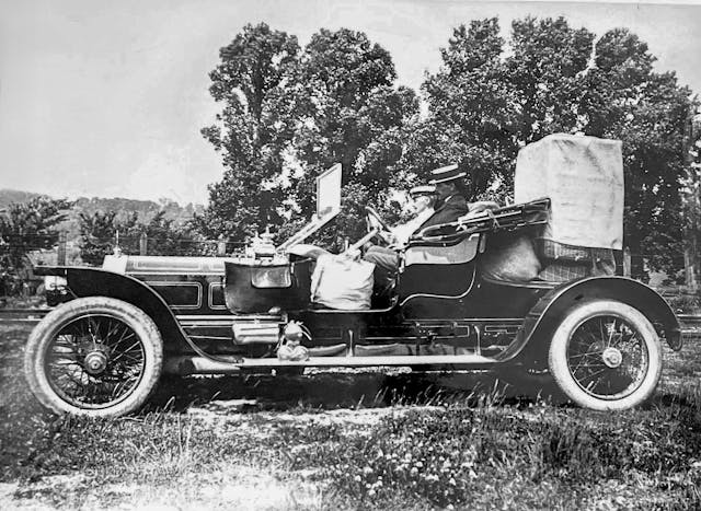 Rolls-Royce-Balloon-Touring-Car-History-In-Period-Image