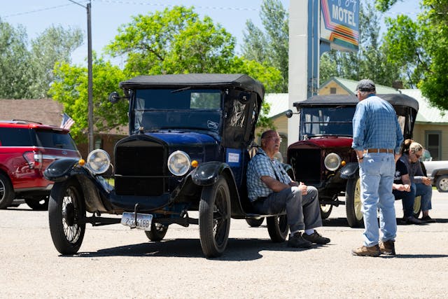 sitting on running board montana 500