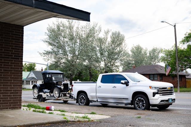 Model T towed by Chevrolet Silverado montana 500