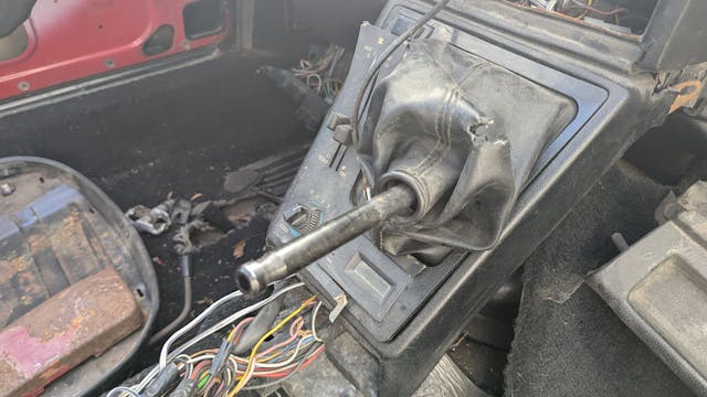 1987 Alfa Romeo Spider shifter
