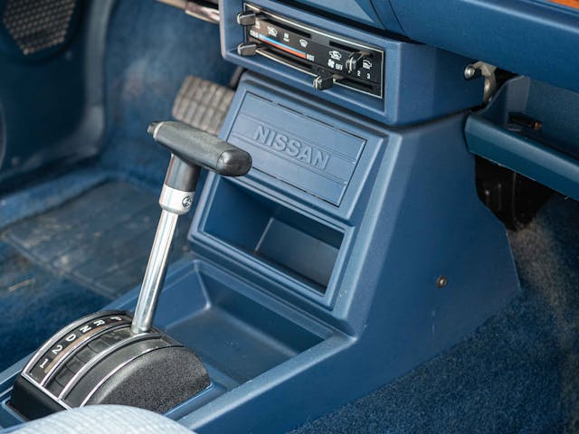 1983 Nissan 720 pickup auto shifter
