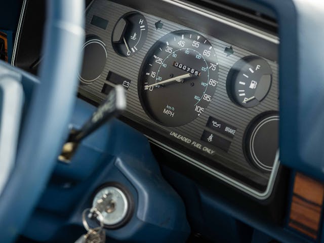 1983 Nissan 720 pickup gauges