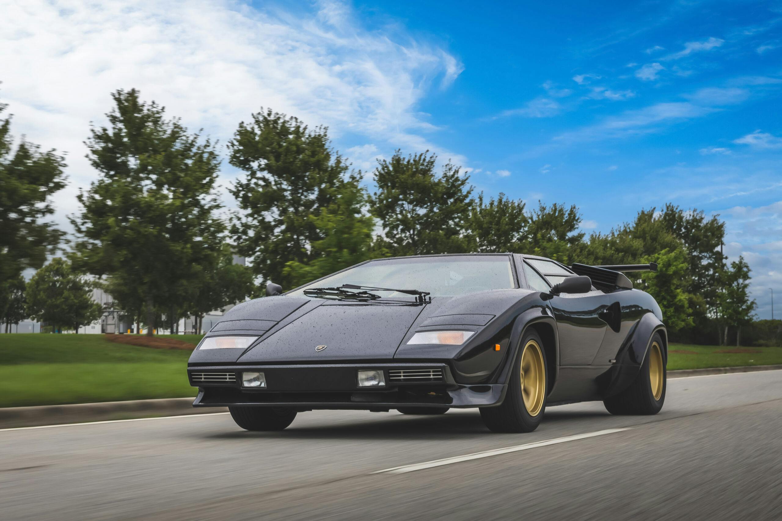 The Lamborghini Countach Is Strong Like a Bull, and Likely to Stay That Way  - Hagerty Media, image size:2560x1707