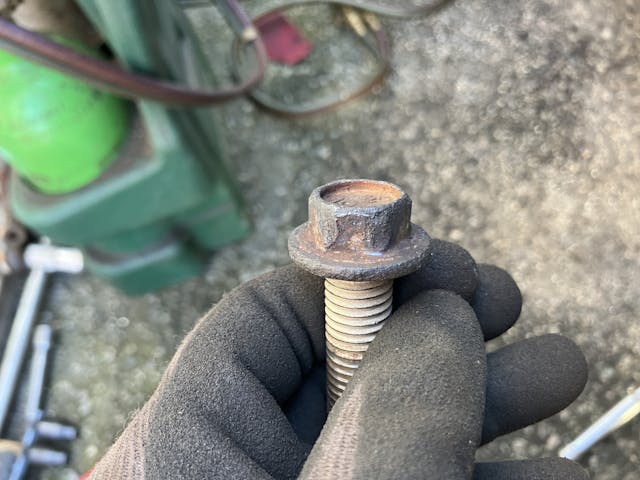 DIY Car brake rust bolt