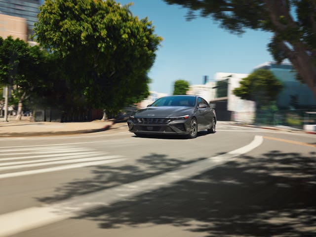 2024 hyundai elantra front three quarter