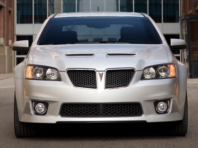 Pontiac-G8-GXP-frontal