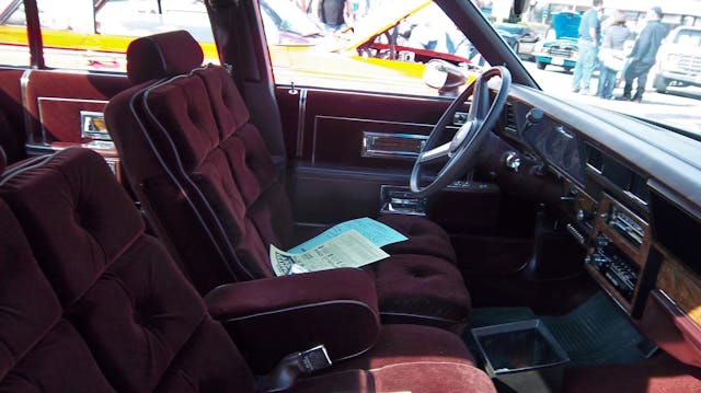 1986 Pontiac Parisienne Brougham seats