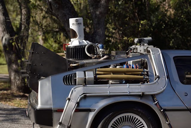 DeLorean Back to the Future 10