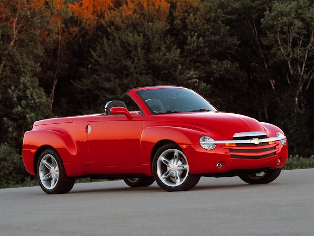 2005 Chevrolet SSR front three quarter