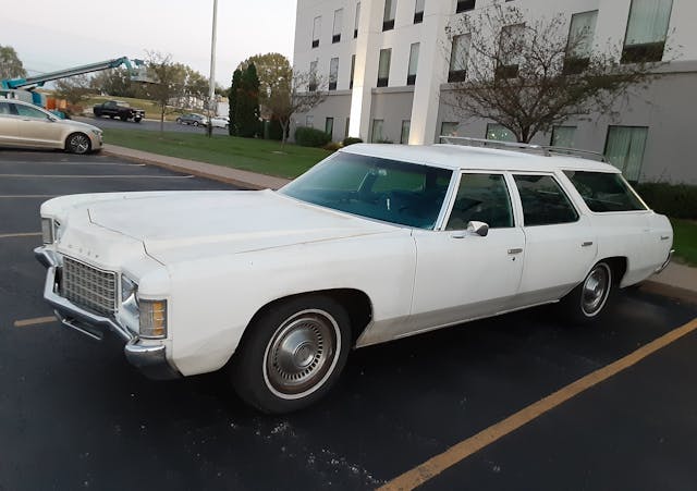 1971 Chevrolet Townsman front three quarter
