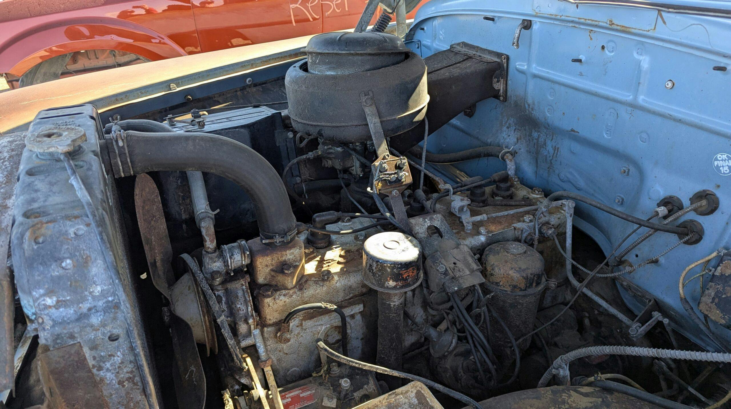 1952 Chrysler Windsor Deluxe sedan 