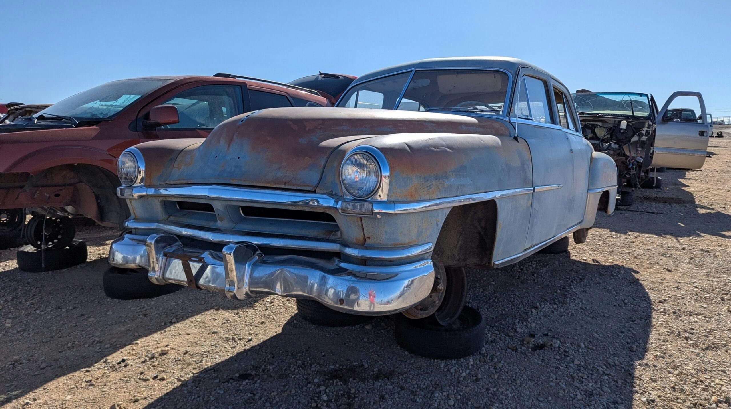 1952 Chrysler Windsor Deluxe sedan 