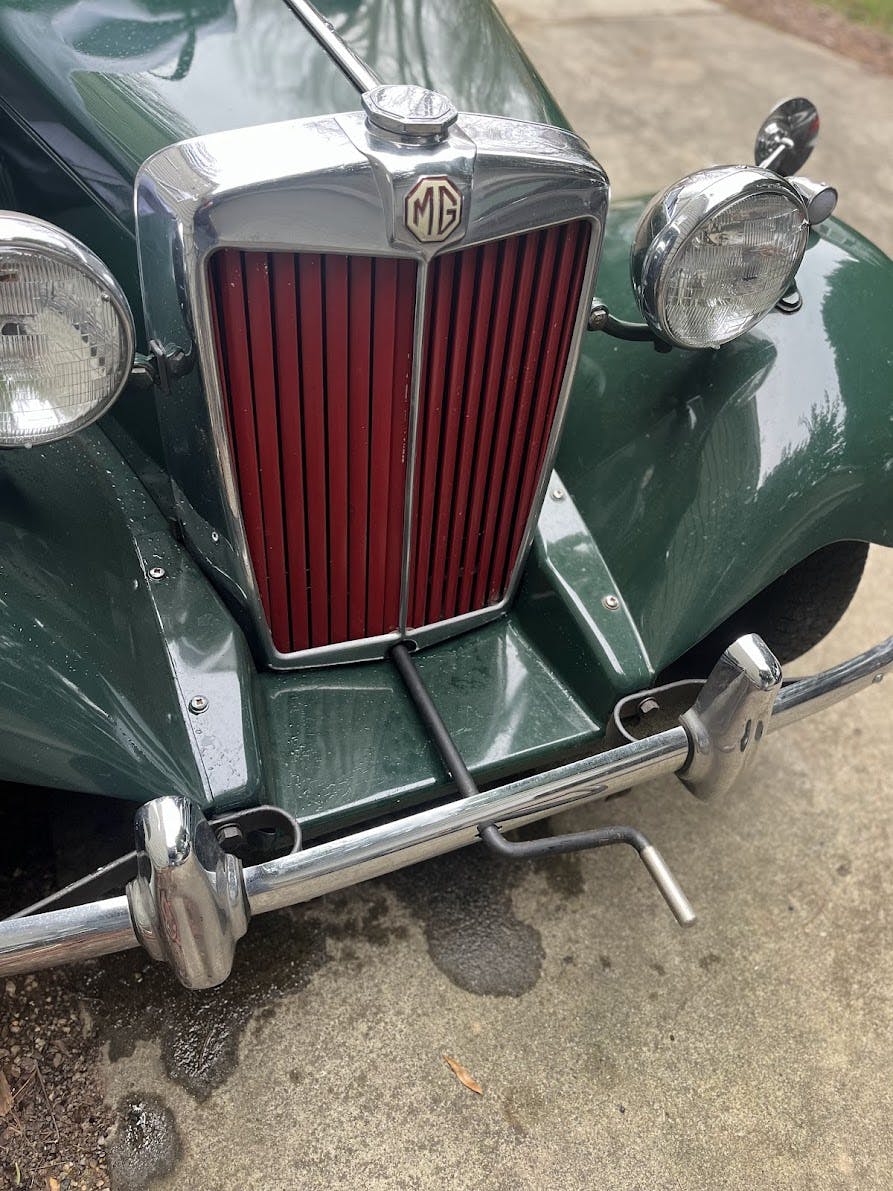 MG TD crank start vertical