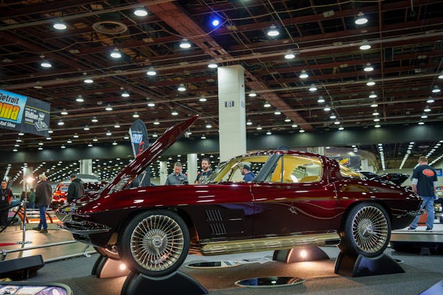 Autorama 1963 Corvette side