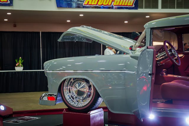 Autorama 1955 Chevy Nomad front wheel