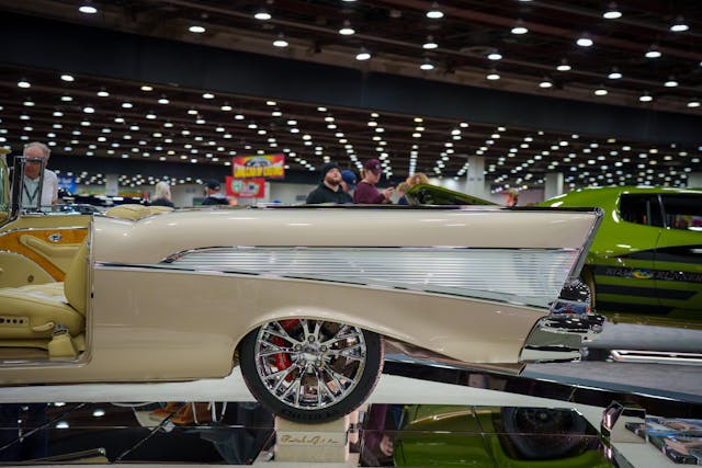 Autorama 1957 Chevy rear wheel