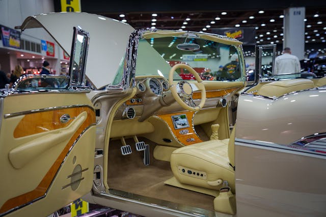 Autorama 1957 Chevy dash