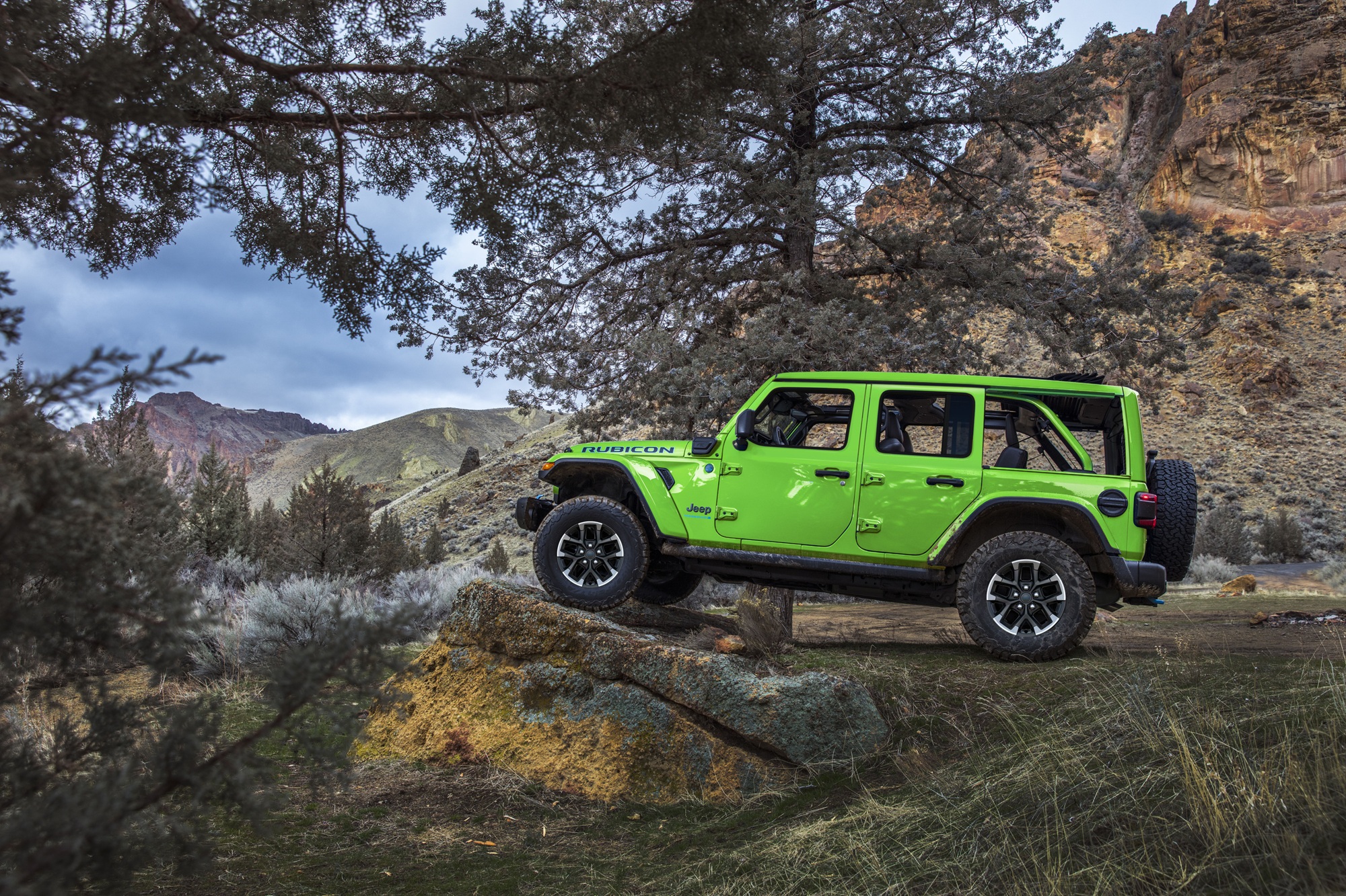 2025 Jeep Gladiator Goes Green with New Mojito! Color - Hagerty Media