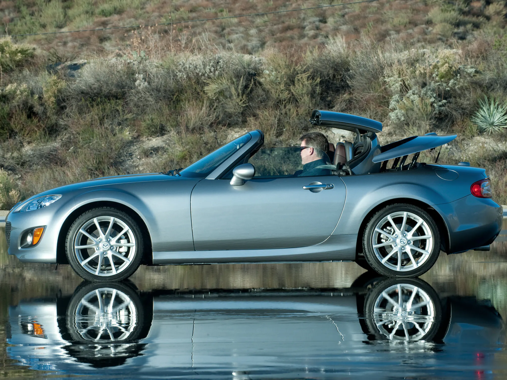 Mazda NC Miata power hard top