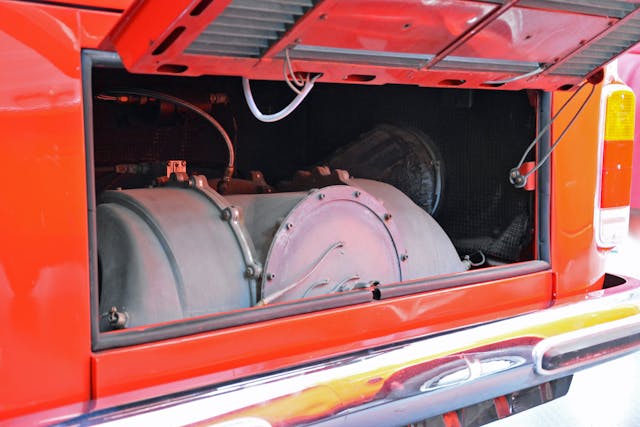 Gas turbine-powered Volkswagen Bus