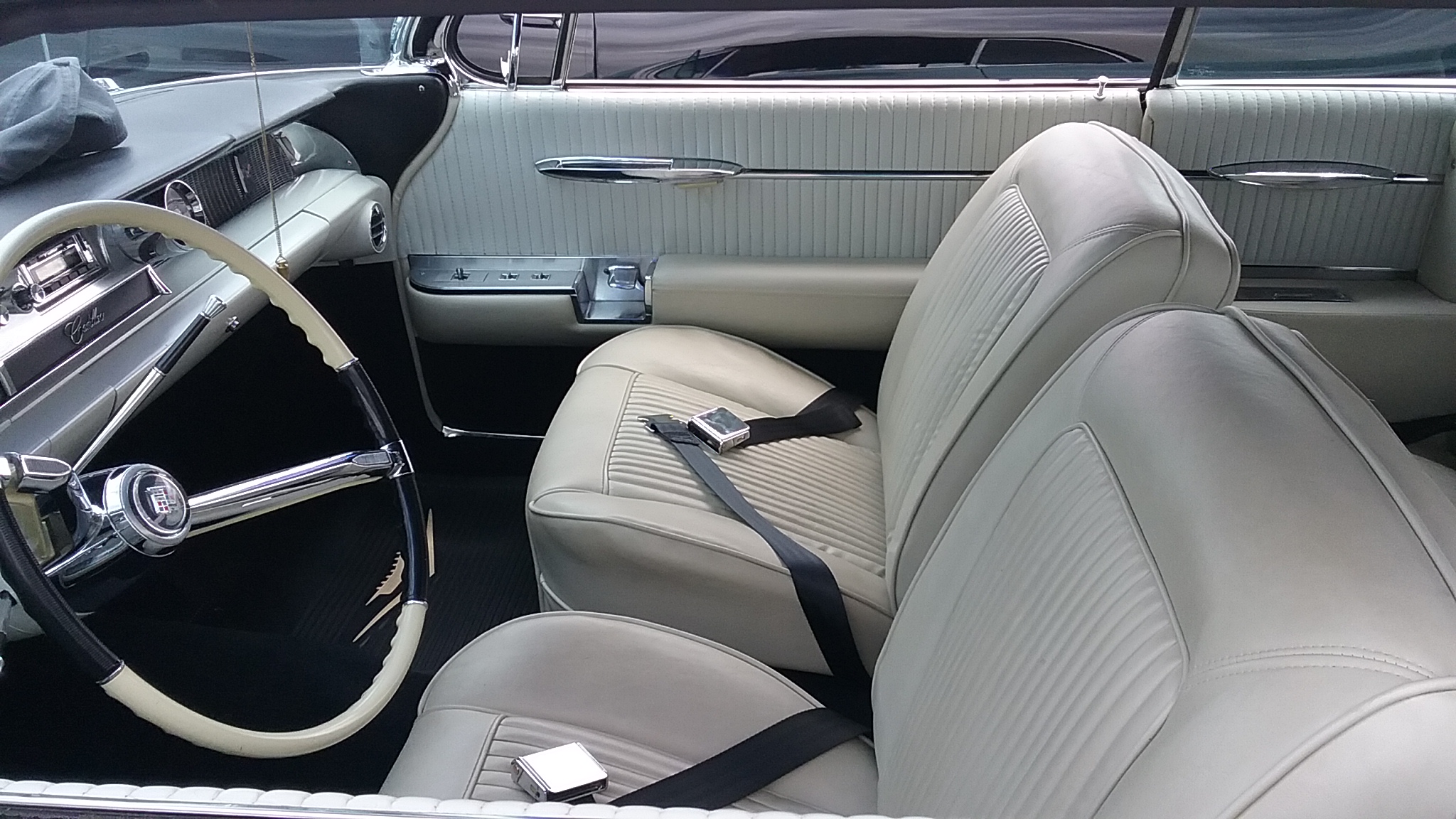 Mitica 1/18 – Cadillac Eldorado Biarritz 1962 – Blanche – Convertible – Neuf