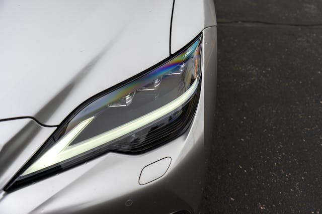 2024 Lexus LS500h headlight