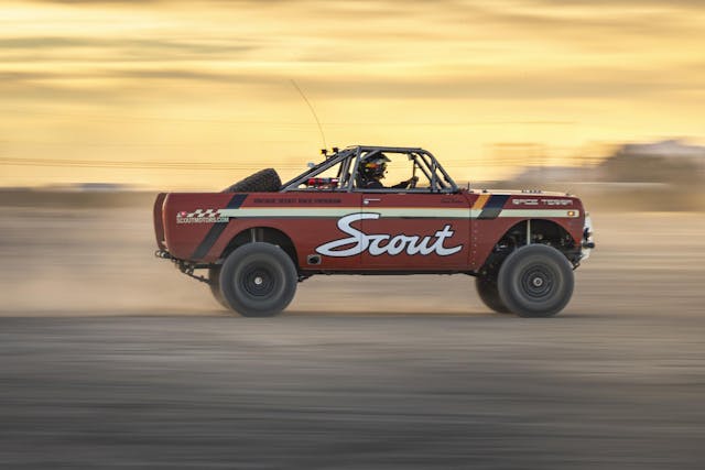 Race Terra Scout exterior side profile driving right