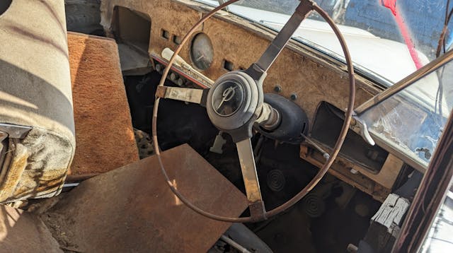 1962 Vanden Plas Princess DM4 Limousine steering wheel