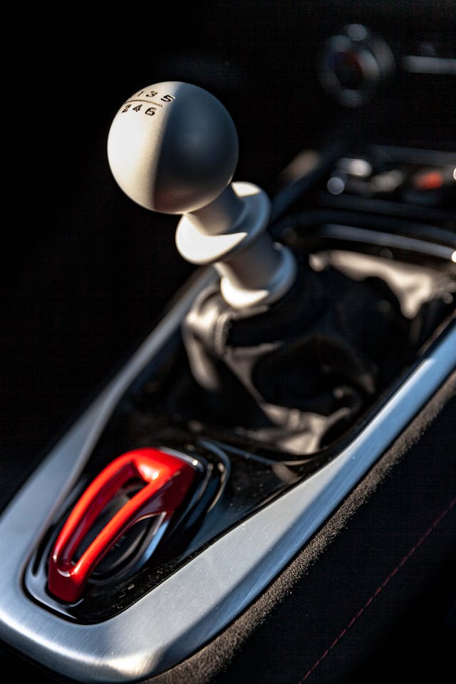 Lotus Emira shifter