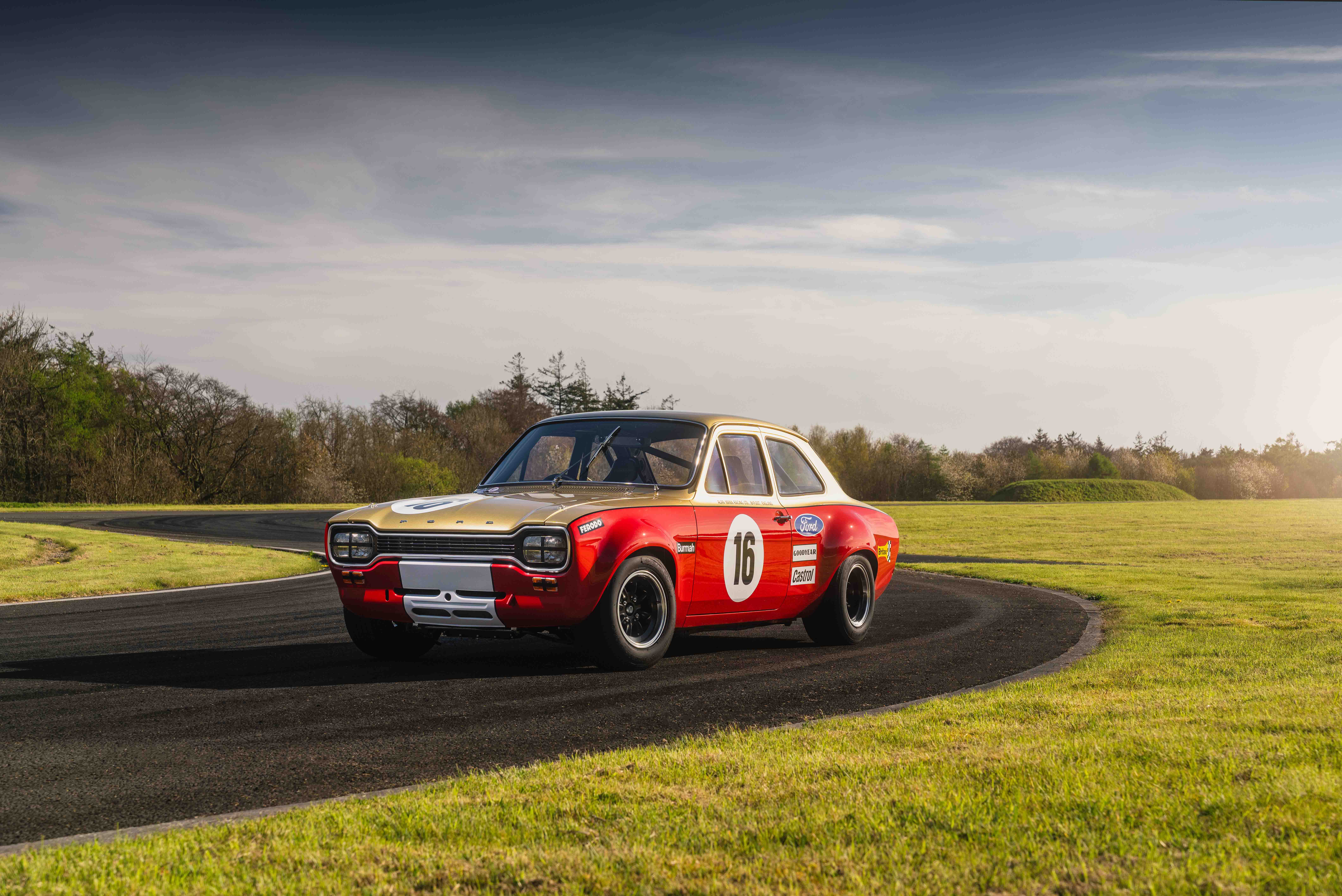 This Brand-New Classic Saloon Car Champ Is the Mk1 Escort that