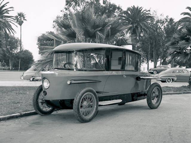 Rumpler Tropfenwagen front three quarter