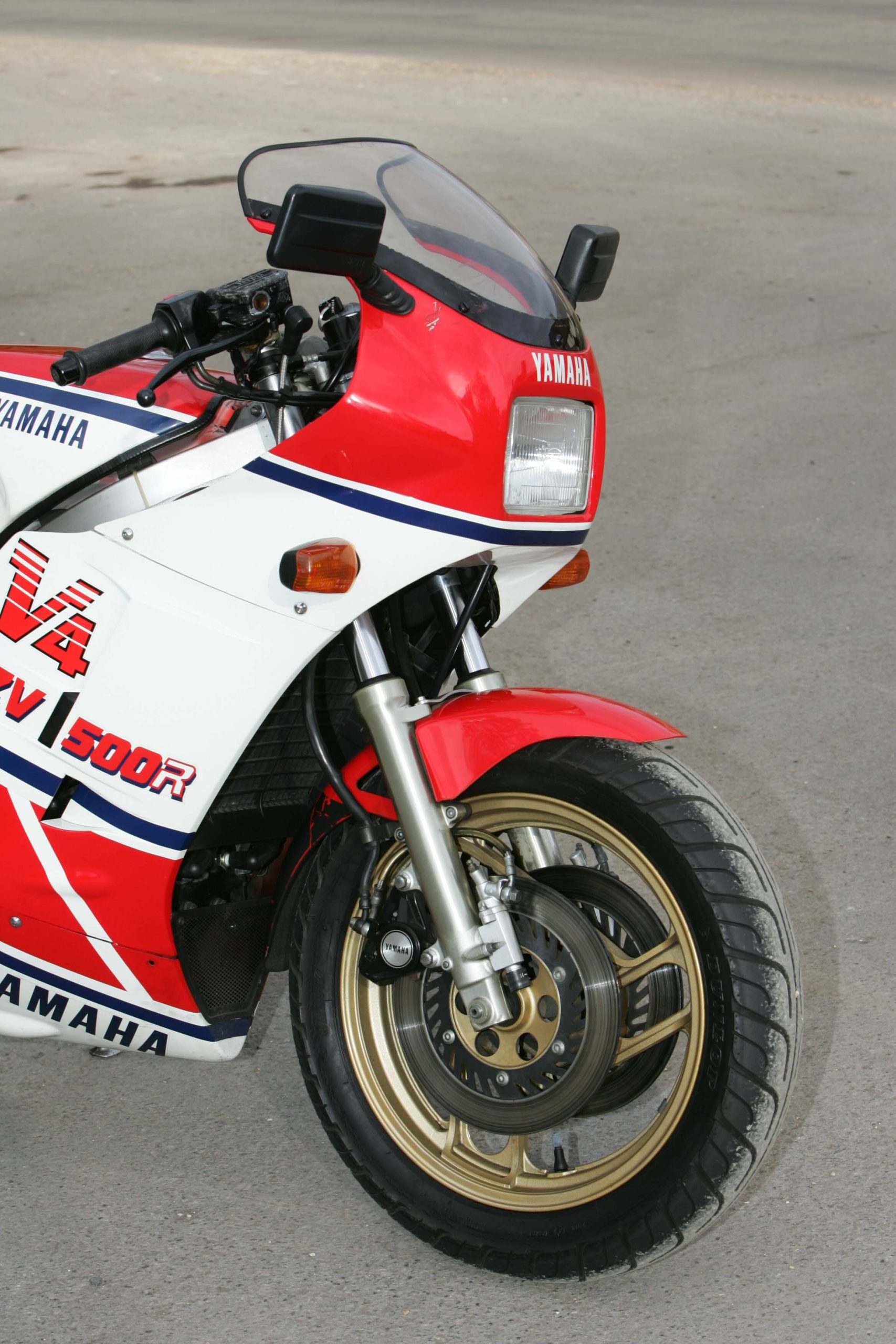 Yamaha's RZV500R Was a Race Bike Lookalike Ahead of Its Time