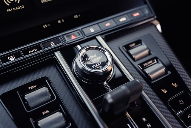 2026-Aston-Martin-Vantage-Roadster-Satin-Titanium-Grey knob