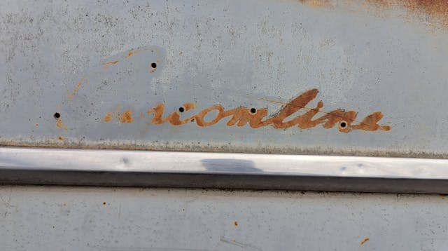1952 Ford Customline Six Fordor Sedan