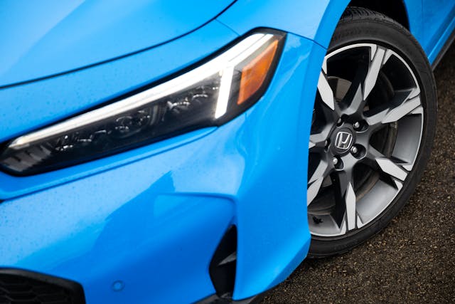 2025 Honda Civic Hatchback Sport Touring Hybrid headlight tire