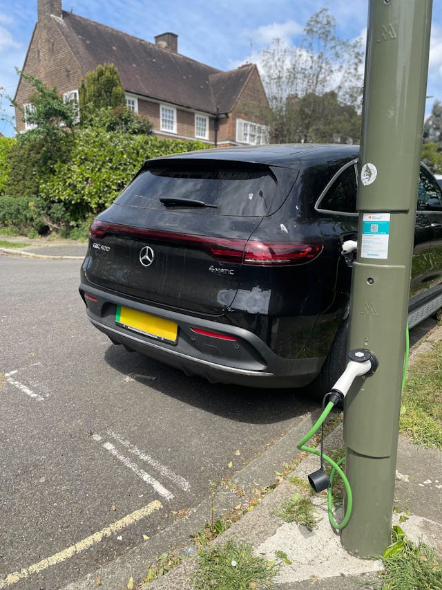 mercedes glc 400 plugged into lamppost
