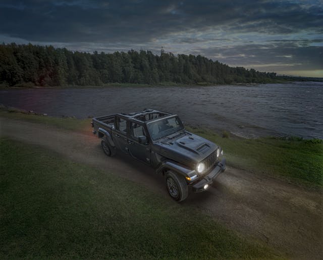 Jeep Gladiator Dark Sky