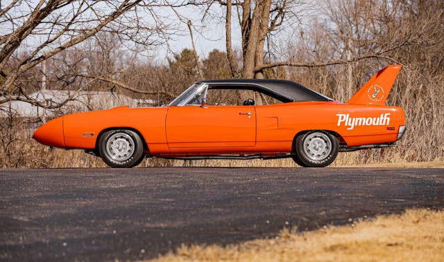 plymouth superbird hemi side profile