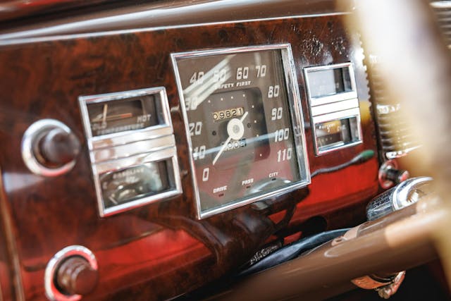 1938 Cadillac Series 90 V16 gauges